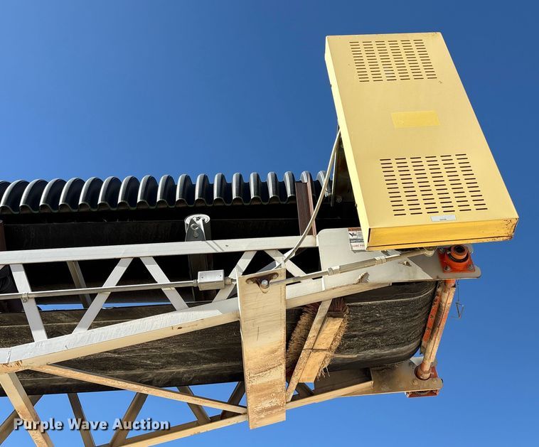 image for item EC8099 2017 TCI 30 X 60 RDS radial stacking conveyor