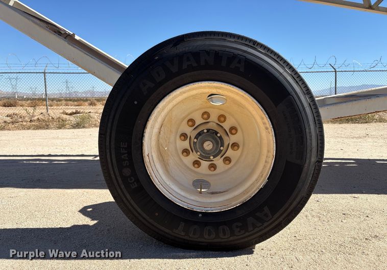 image for item EC8099 2017 TCI 30 X 60 RDS radial stacking conveyor