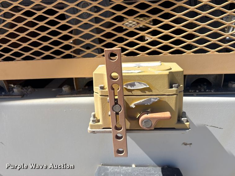 image for item EC8100 2017 TCI 30 X 60 RDS radial stacking conveyor