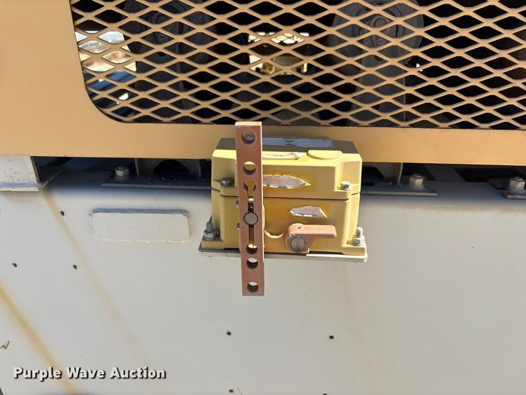 image for item EC8100 2017 TCI 30 X 60 RDS radial stacking conveyor