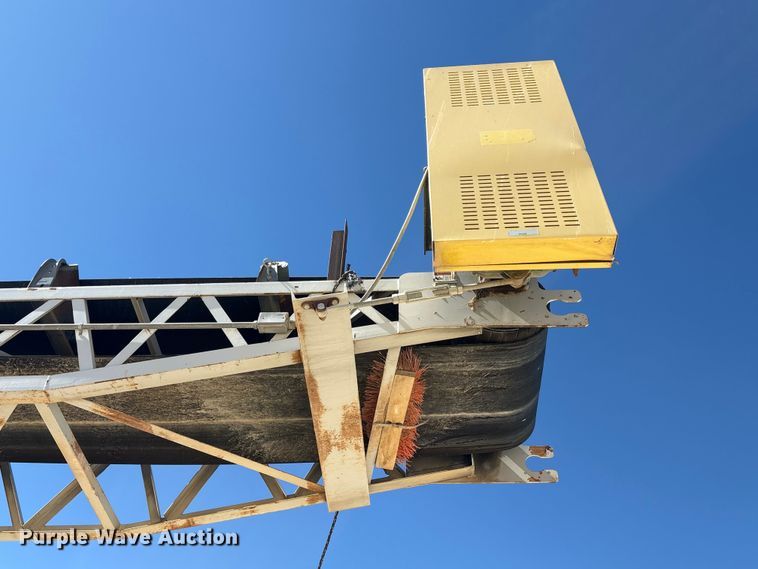 image for item EC8100 2017 TCI 30 X 60 RDS radial stacking conveyor