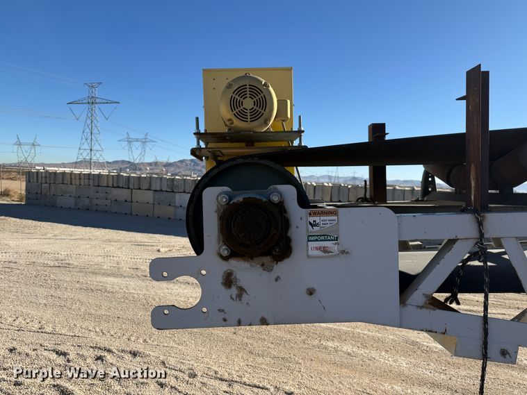 image for item EC8100 2017 TCI 30 X 60 RDS radial stacking conveyor