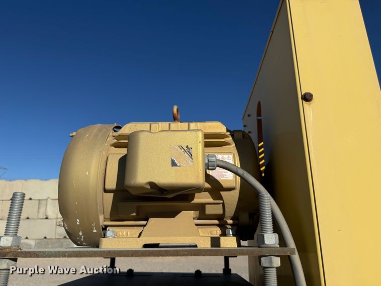 image for item EC8100 2017 TCI 30 X 60 RDS radial stacking conveyor