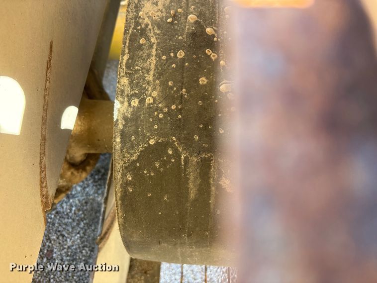 image for item EC8101 2017 TCI 30 X 60 RDS radial stacking conveyor