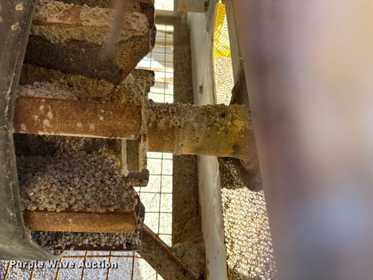 image for item EC8101 2017 TCI 30 X 60 RDS radial stacking conveyor