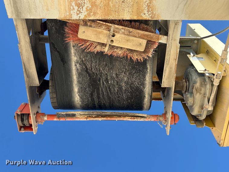 image for item EC8101 2017 TCI 30 X 60 RDS radial stacking conveyor