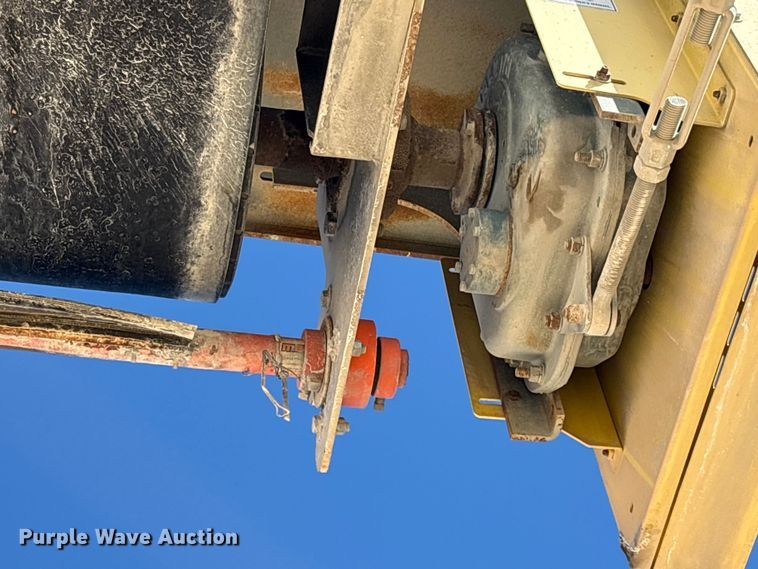 image for item EC8101 2017 TCI 30 X 60 RDS radial stacking conveyor