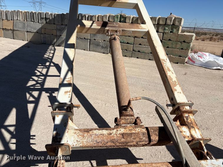 image for item EC8101 2017 TCI 30 X 60 RDS radial stacking conveyor