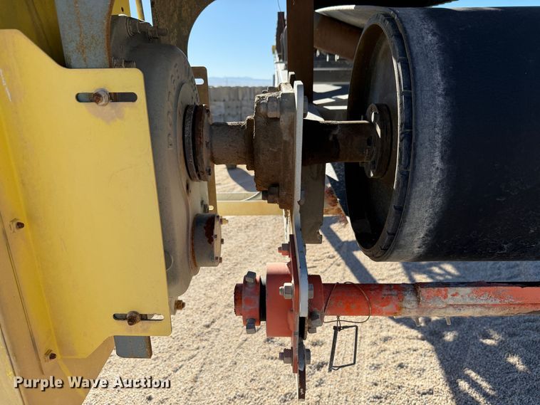 image for item EC8101 2017 TCI 30 X 60 RDS radial stacking conveyor