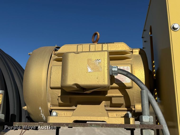 image for item EC8101 2017 TCI 30 X 60 RDS radial stacking conveyor