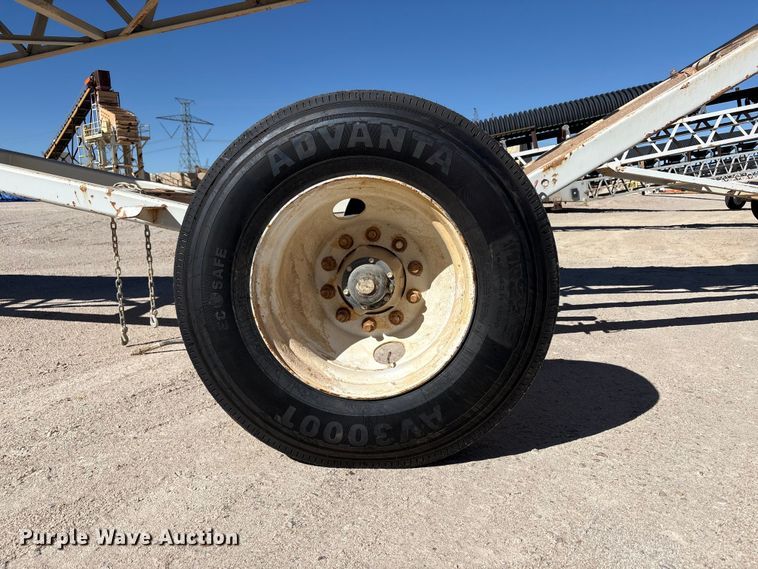 image for item EC8101 2017 TCI 30 X 60 RDS radial stacking conveyor