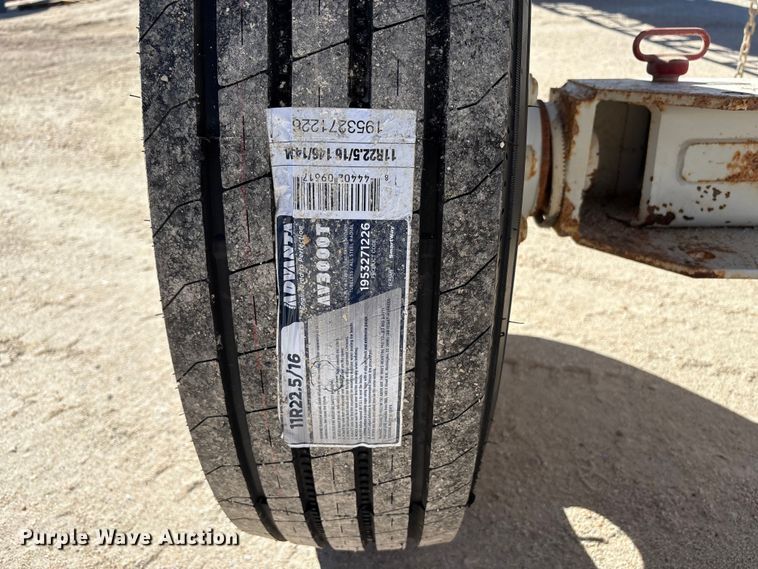 image for item EC8101 2017 TCI 30 X 60 RDS radial stacking conveyor