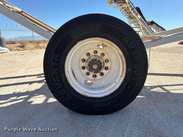 image for item EC8101 2017 TCI 30 X 60 RDS radial stacking conveyor