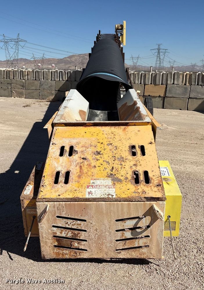 image for item EC8102 2017 TCI 30 X 60 RDS radial stacking conveyor