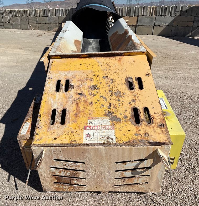 image for item EC8102 2017 TCI 30 X 60 RDS radial stacking conveyor