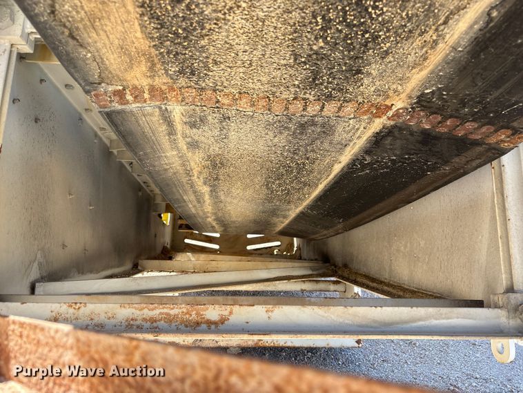 image for item EC8102 2017 TCI 30 X 60 RDS radial stacking conveyor