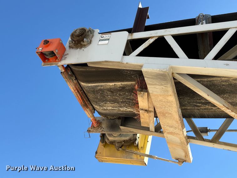 image for item EC8102 2017 TCI 30 X 60 RDS radial stacking conveyor