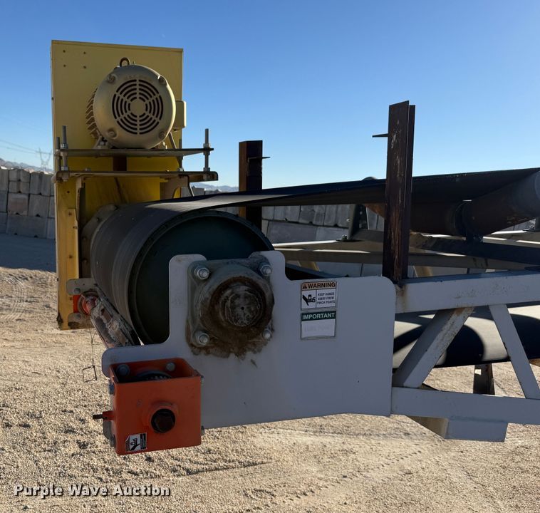 image for item EC8102 2017 TCI 30 X 60 RDS radial stacking conveyor