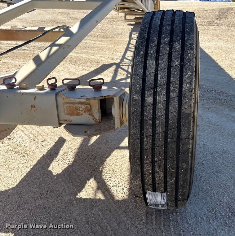 image for item EC8102 2017 TCI 30 X 60 RDS radial stacking conveyor