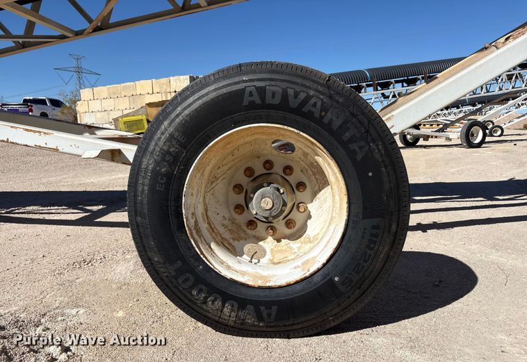 image for item EC8102 2017 TCI 30 X 60 RDS radial stacking conveyor