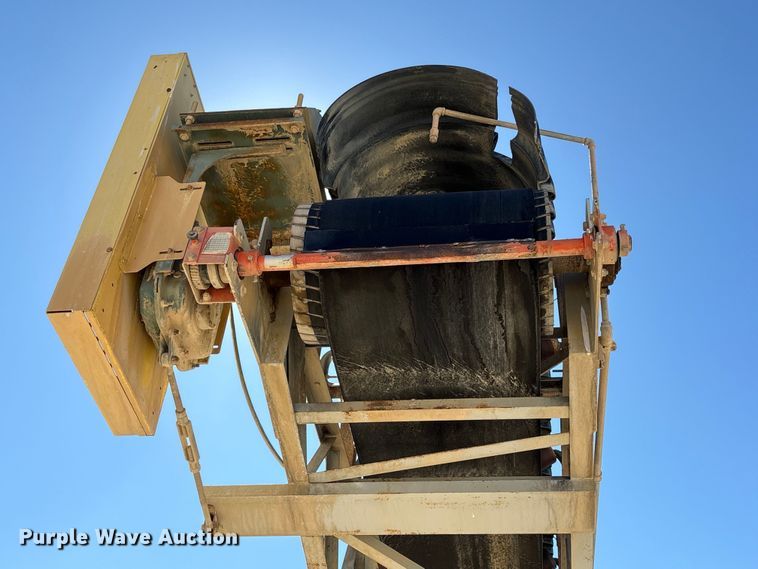 image for item EC8103 2017 TCI 30 X 70 RDS radial stacking conveyor