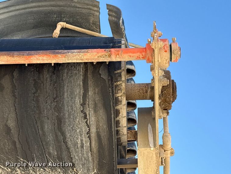 image for item EC8103 2017 TCI 30 X 70 RDS radial stacking conveyor