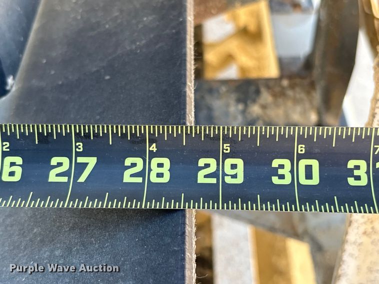 image for item EC8104 2017 TCI 30 X 60 RDS radial stacking conveyor