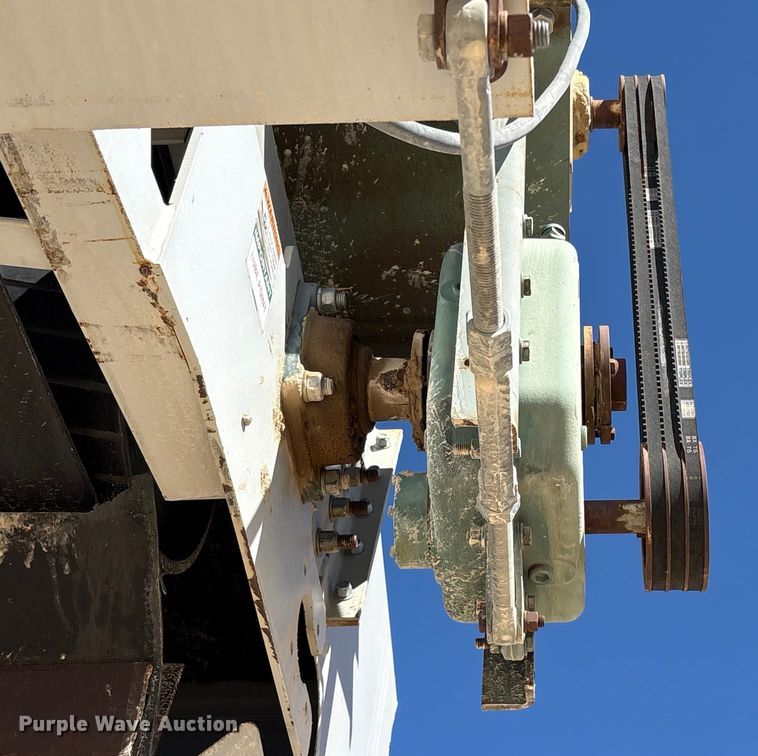 image for item EC8104 2017 TCI 30 X 60 RDS radial stacking conveyor