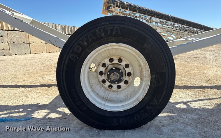 image for item EC8104 2017 TCI 30 X 60 RDS radial stacking conveyor