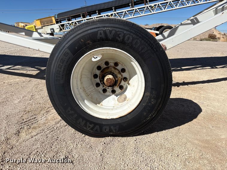 image for item EC8104 2017 TCI 30 X 60 RDS radial stacking conveyor