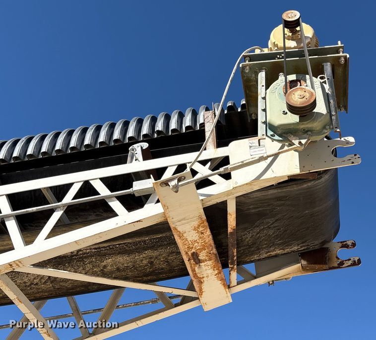 image for item EC8105 2017 TCI 30 X 60 RDS radial stacking conveyor