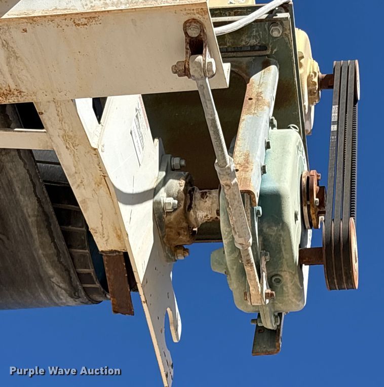 image for item EC8105 2017 TCI 30 X 60 RDS radial stacking conveyor