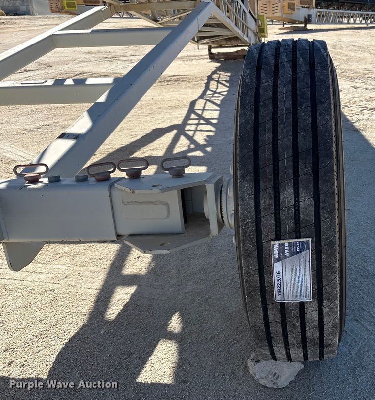 image for item EC8105 2017 TCI 30 X 60 RDS radial stacking conveyor