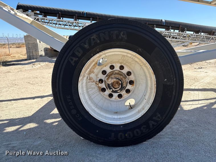 image for item EC8105 2017 TCI 30 X 60 RDS radial stacking conveyor