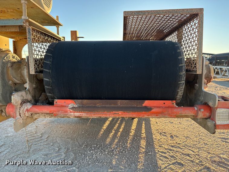 image for item EC8107 2017 TCI 30 X 40 TC conveyor