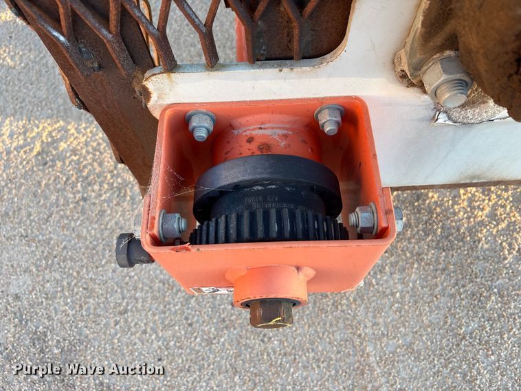 image for item EC8109 2017 TCI 30 X 40 TC conveyor