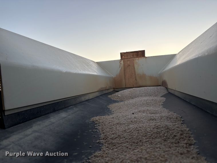 image for item EC8110 2017 TCI 30 X 40 TC conveyor