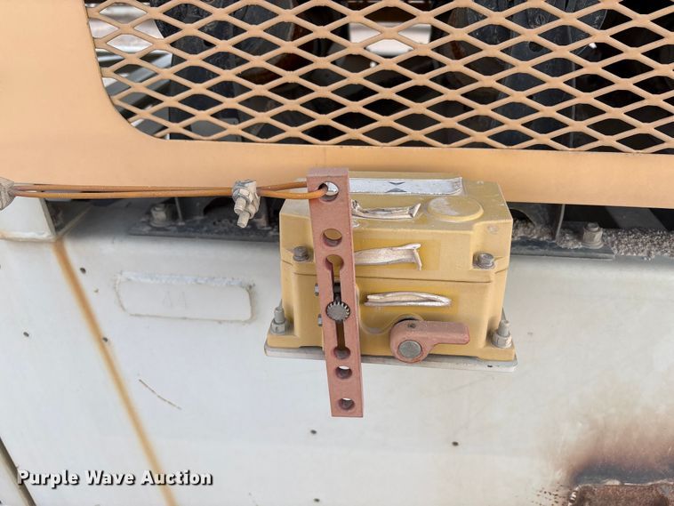 image for item EC8110 2017 TCI 30 X 40 TC conveyor