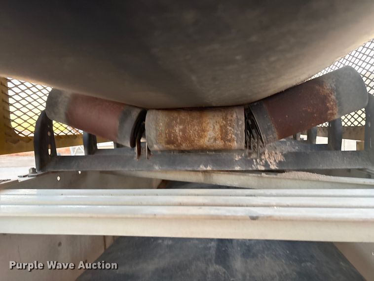 image for item EC8110 2017 TCI 30 X 40 TC conveyor