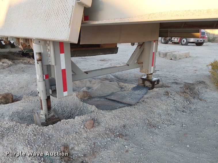 image for item EC8112 2017 REMco P-SCREEN-5105-2XSDC screening plant