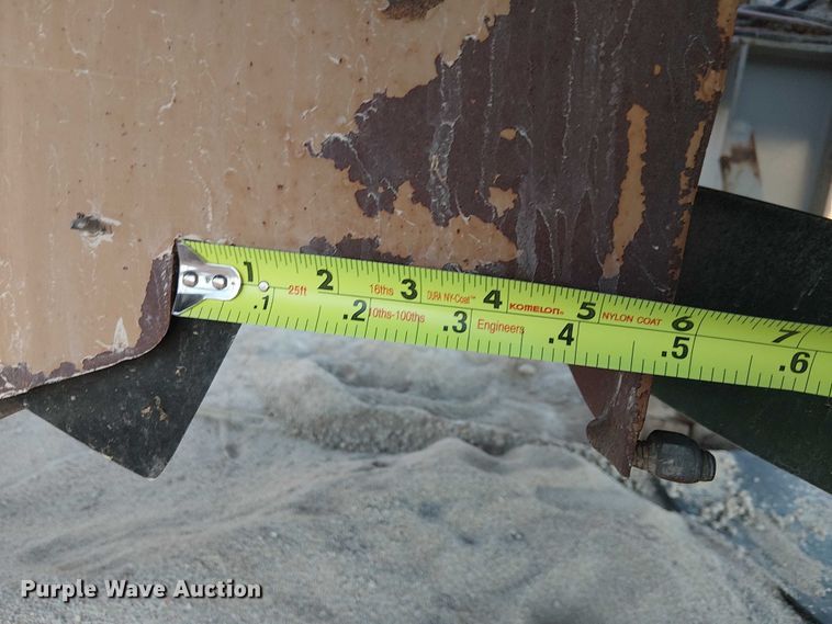 image for item EC8112 2017 REMco P-SCREEN-5105-2XSDC screening plant