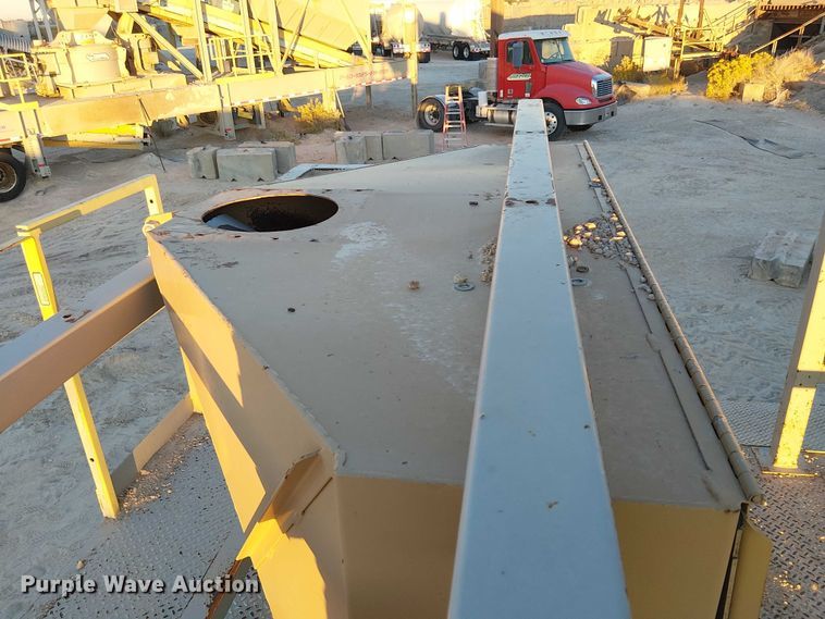 image for item EC8112 2017 REMco P-SCREEN-5105-2XSDC screening plant