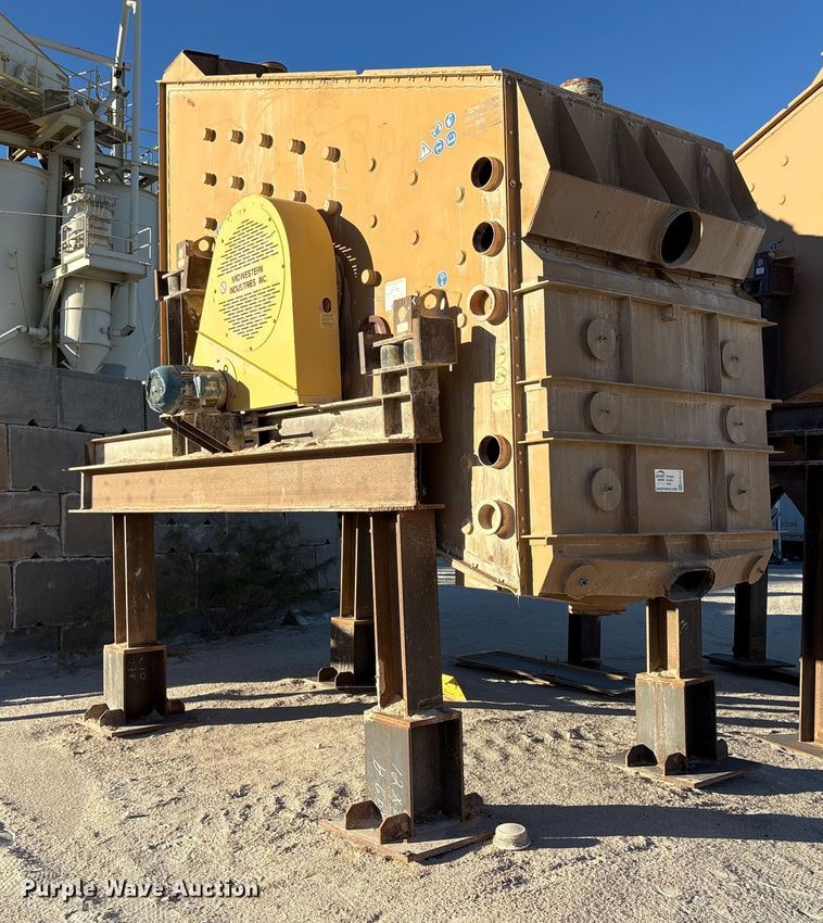 image for item EC8114 2011 Midwestern Industries MEV 5X10-3 vibratory screen