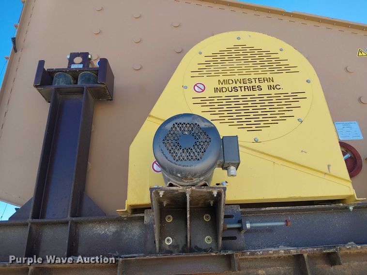 image for item EC8115 2019 Midwestern Industries  MEV510-5 vibratory screen