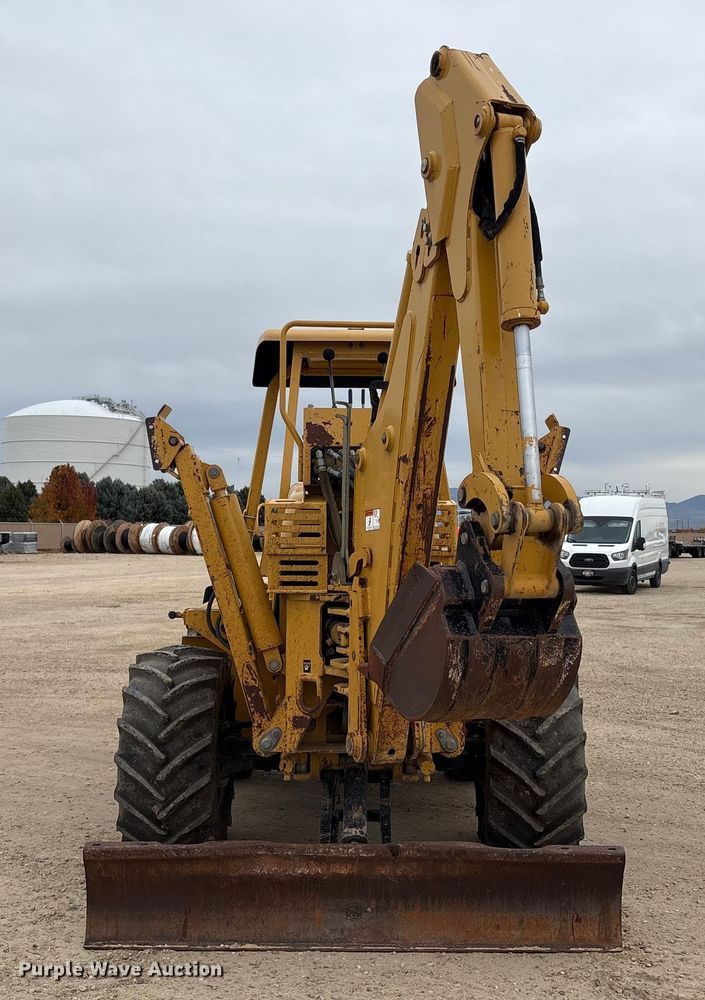 image for item EC8131 2007 Vermeer RT950 vibratory cable plow