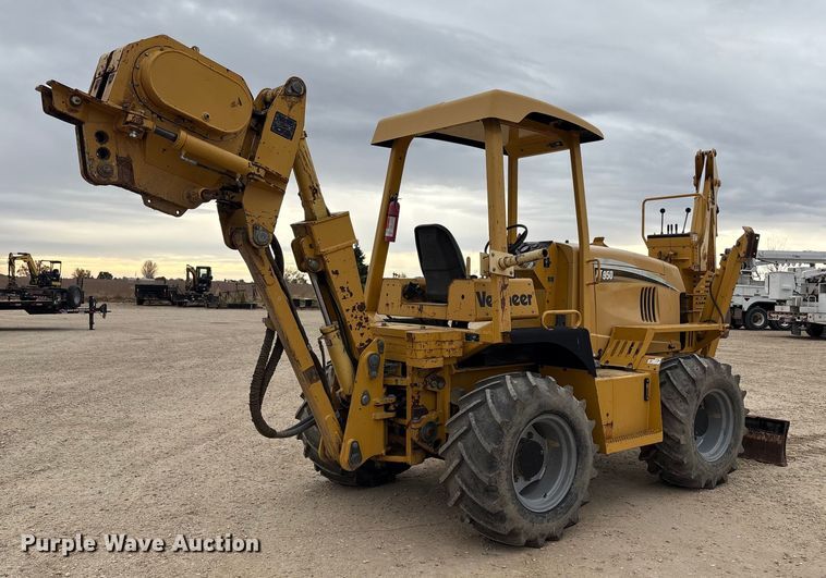 image for item EC8131 2007 Vermeer RT950 vibratory cable plow