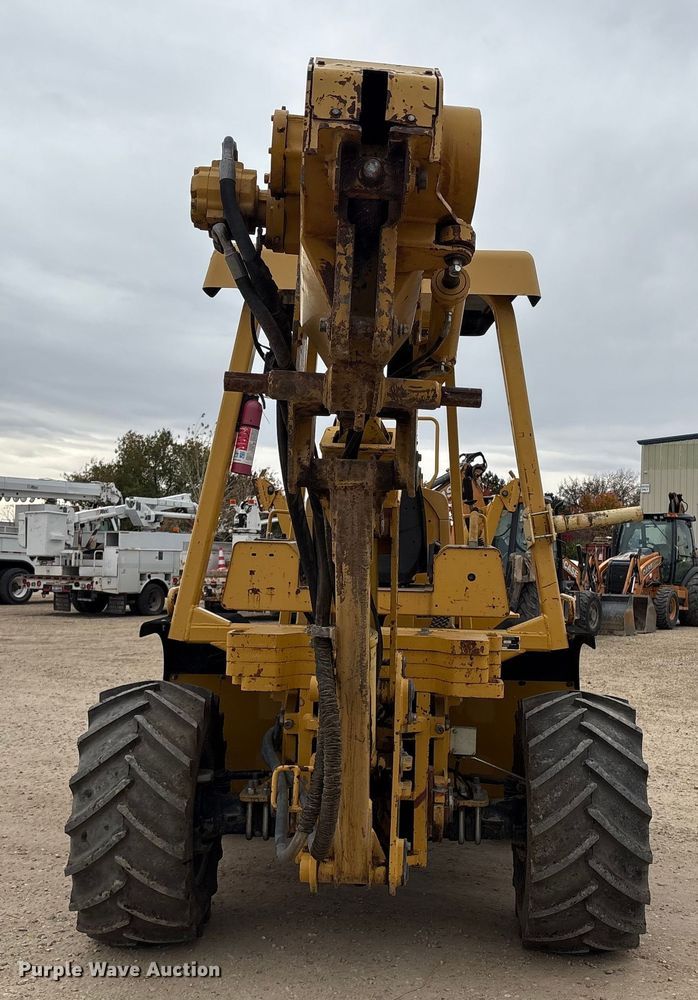 image for item EC8131 2007 Vermeer RT950 vibratory cable plow