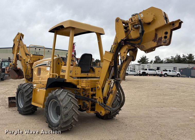 image for item EC8131 2007 Vermeer RT950 vibratory cable plow