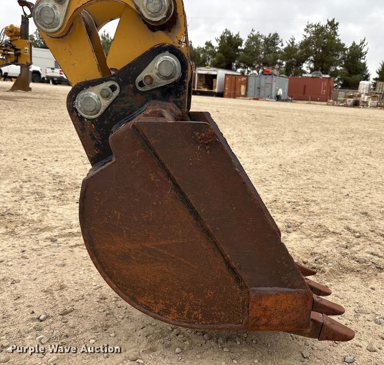 image for item EC8131 2007 Vermeer RT950 vibratory cable plow