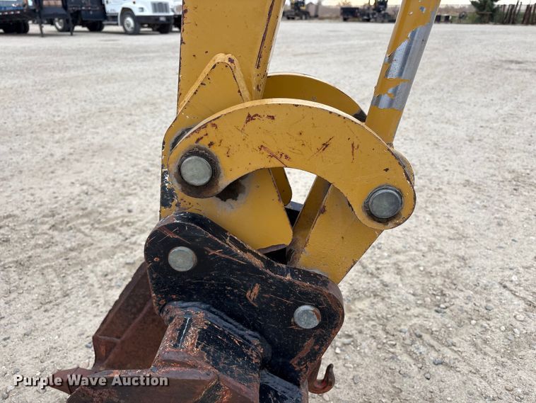 image for item EC8131 2007 Vermeer RT950 vibratory cable plow